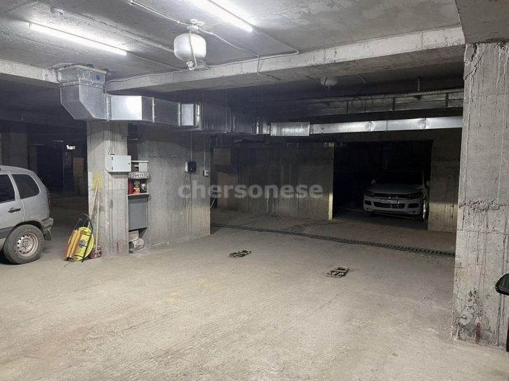 Гараж/парковка Репина улица, д.19