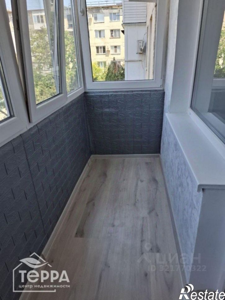 2-комн квартира ул им.60-летия Октября, 22,  д. 22