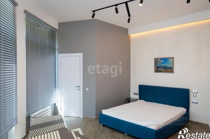 4-комн квартира ул Ялтинская, 16,  д. 16