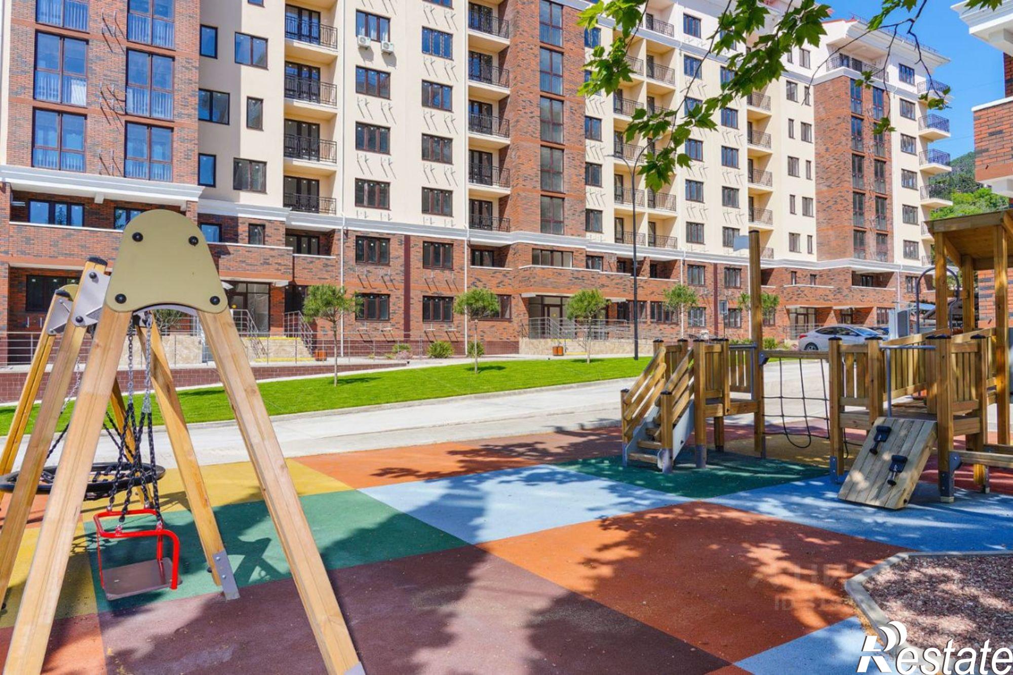 Купить квартиру за 9 821 000 рублей на улица Авроры, 77 к1