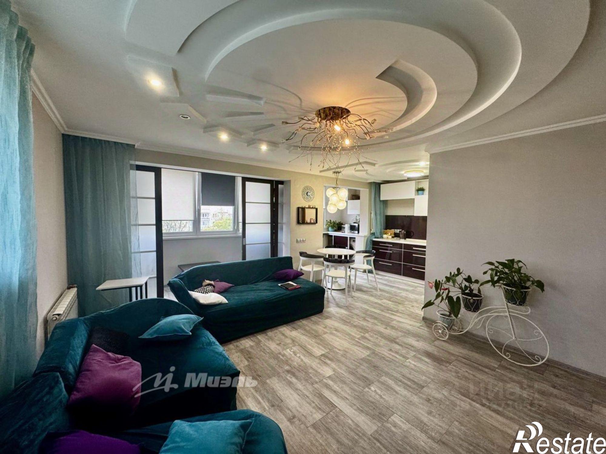 Купить квартиру за 14 000 000 рублей на улица Адмирала Юмашева, 12