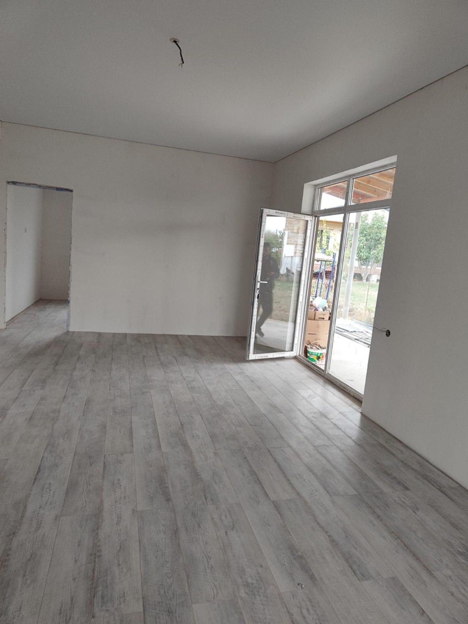 Купить дачу, дом, коттедж за 7 500 000 рублей на Живописное с,Лавандовая СПК Конструктор улица