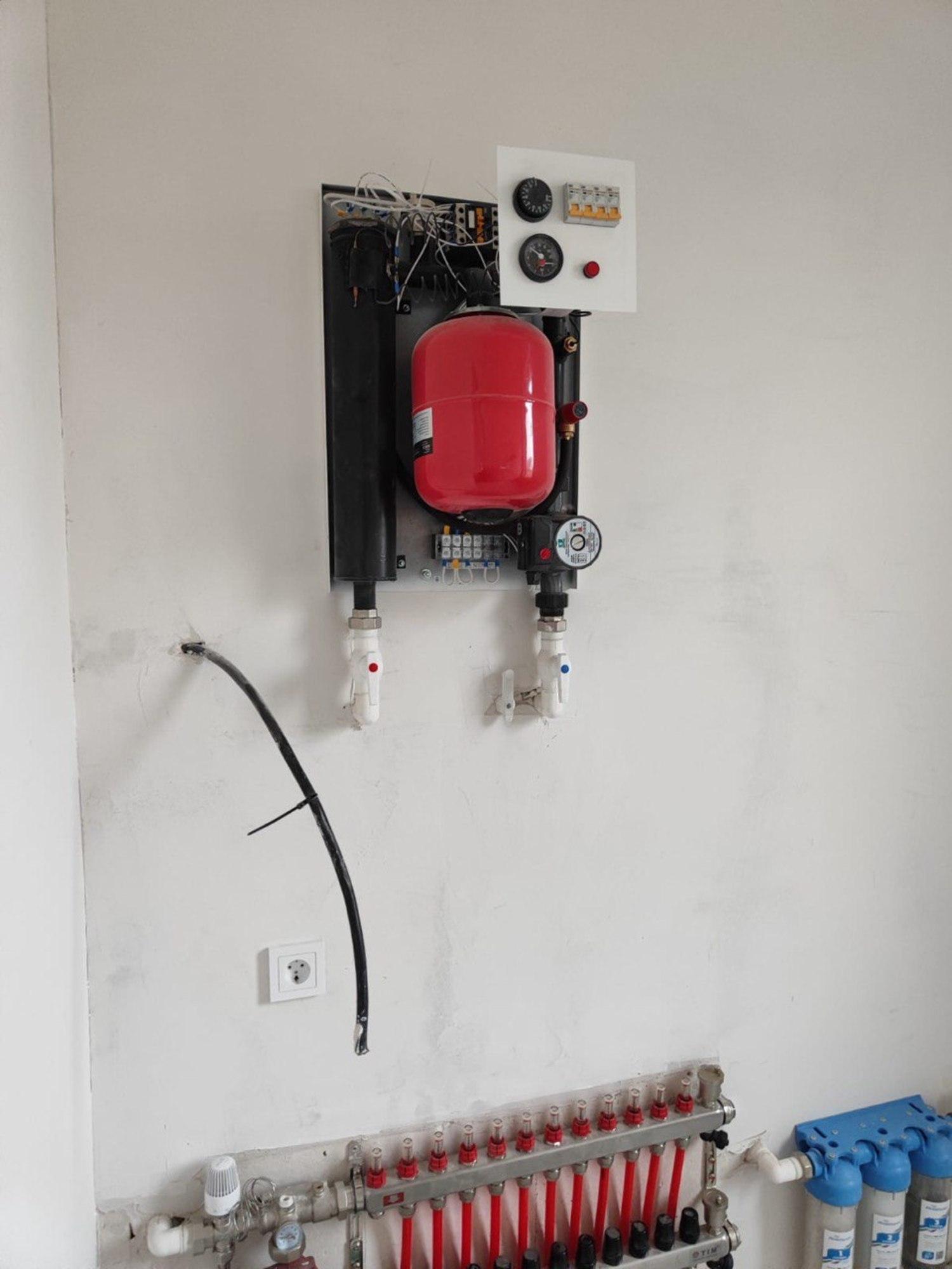 Купить дачу, дом, коттедж за 7 500 000 рублей на Живописное с,Лавандовая СПК Конструктор улица