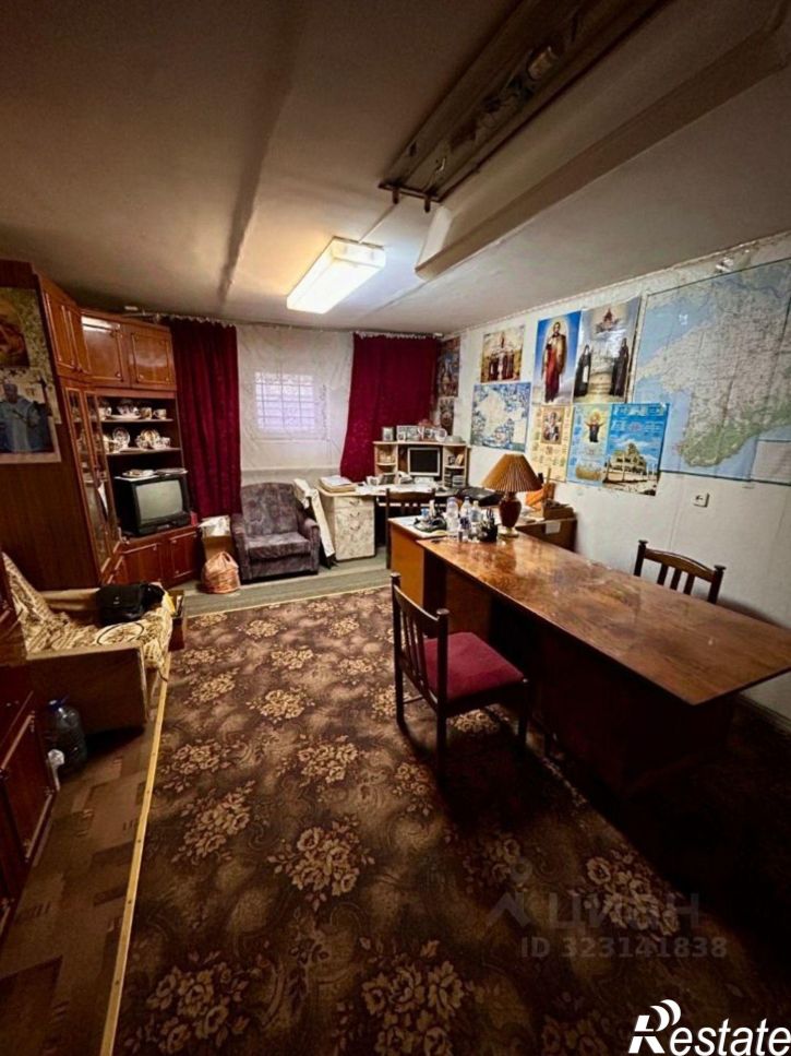 Помещение свободного назначения Симферополь г, Свободная ул, 1