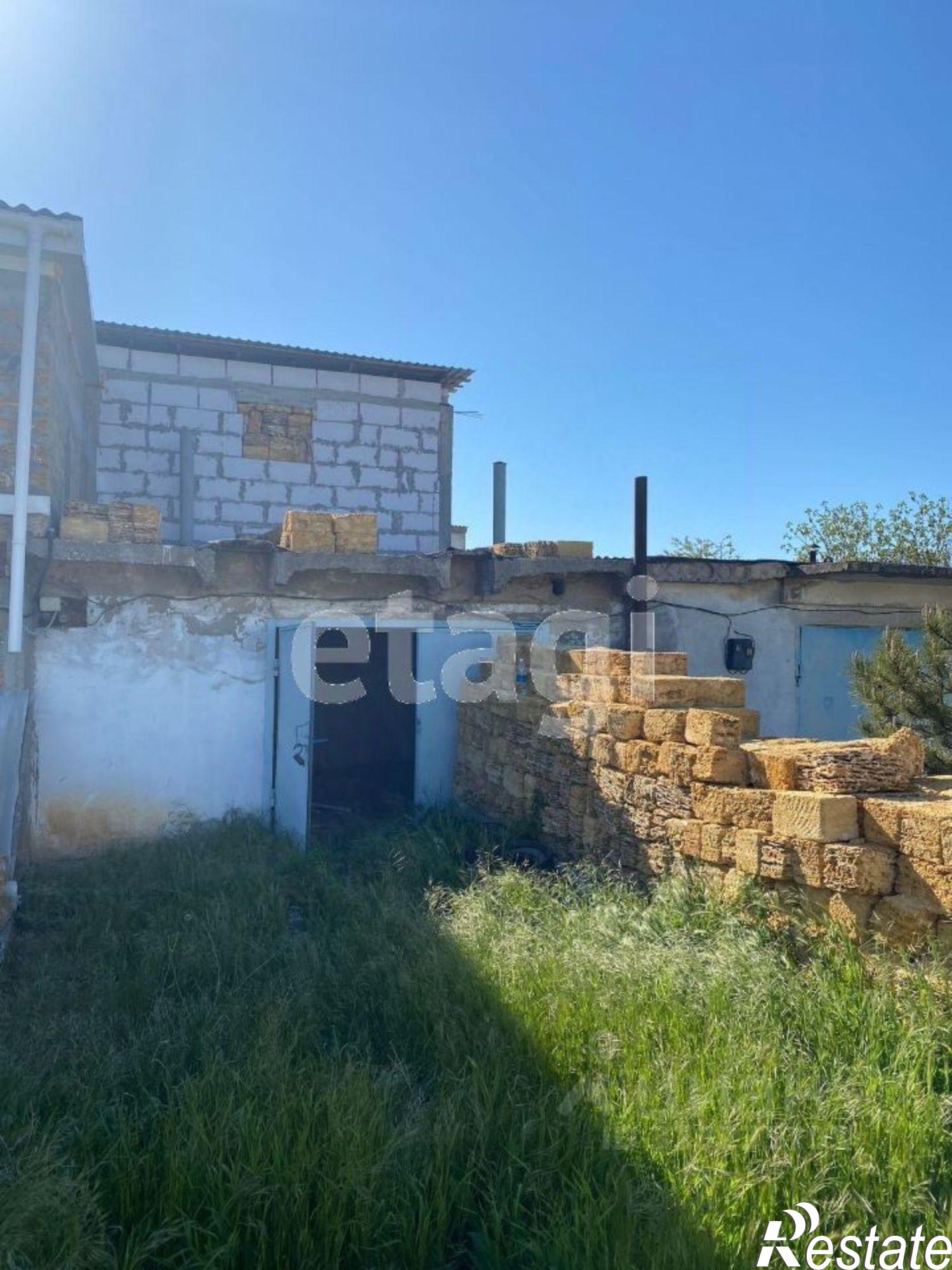 Купить гараж, место в паркинге за 850 020 рублей на Братьев Глинки улица, 15