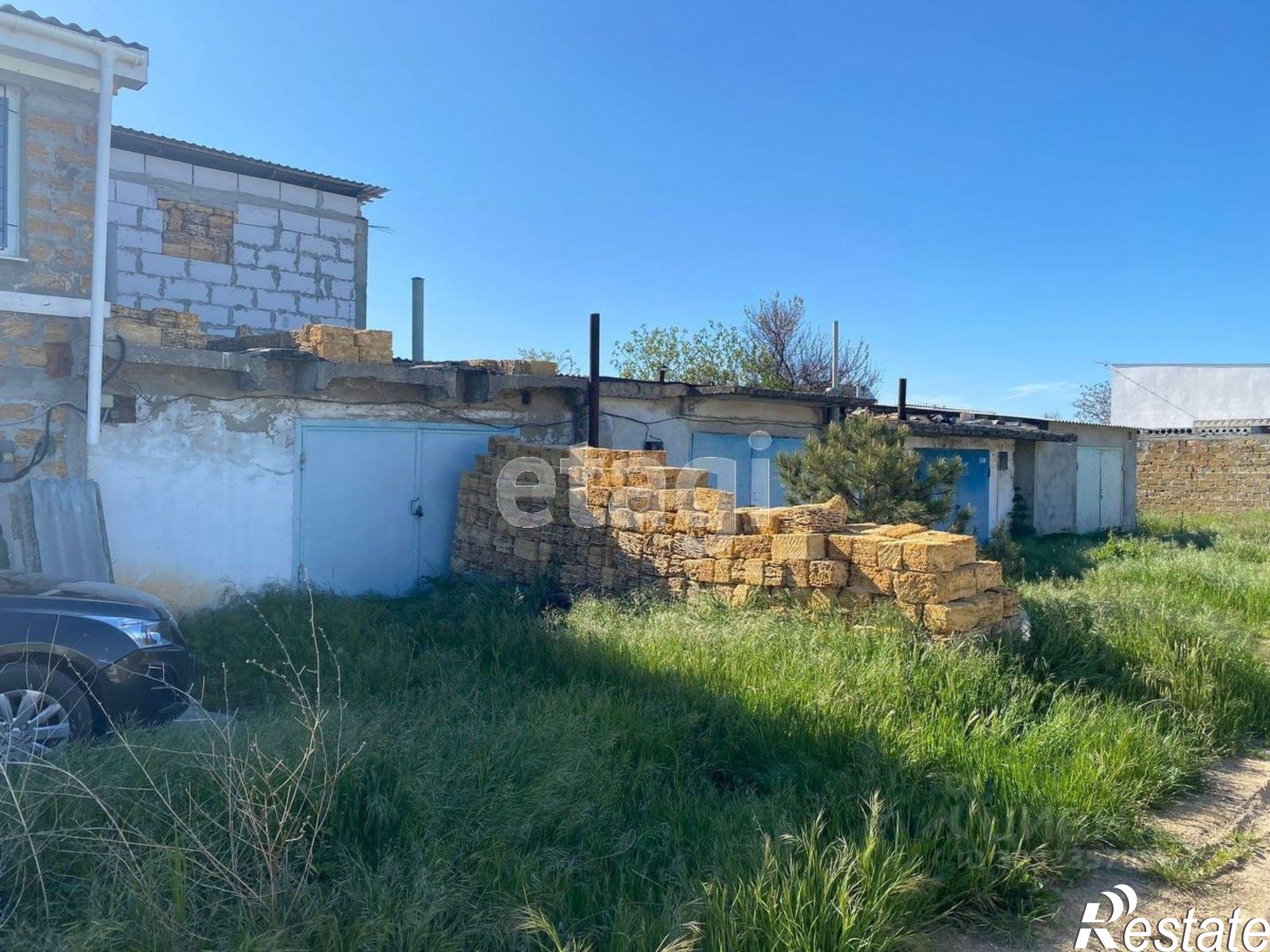 Купить гараж, место в паркинге за 850 020 рублей на Братьев Глинки улица, 15