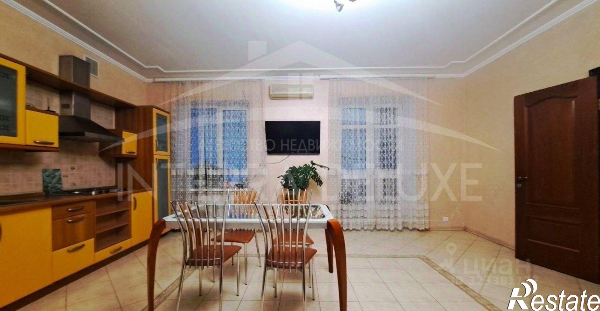 Сдать квартиру за 60 000 рублей на наб Назукина, 13