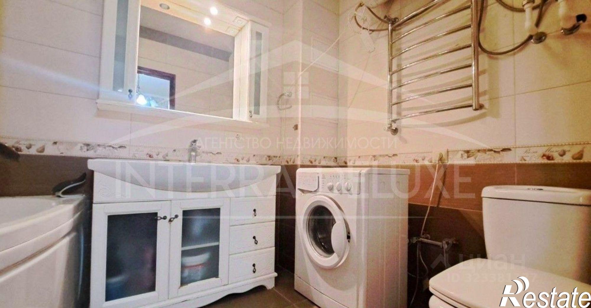 Сдать квартиру за 60 000 рублей на наб Назукина, 13