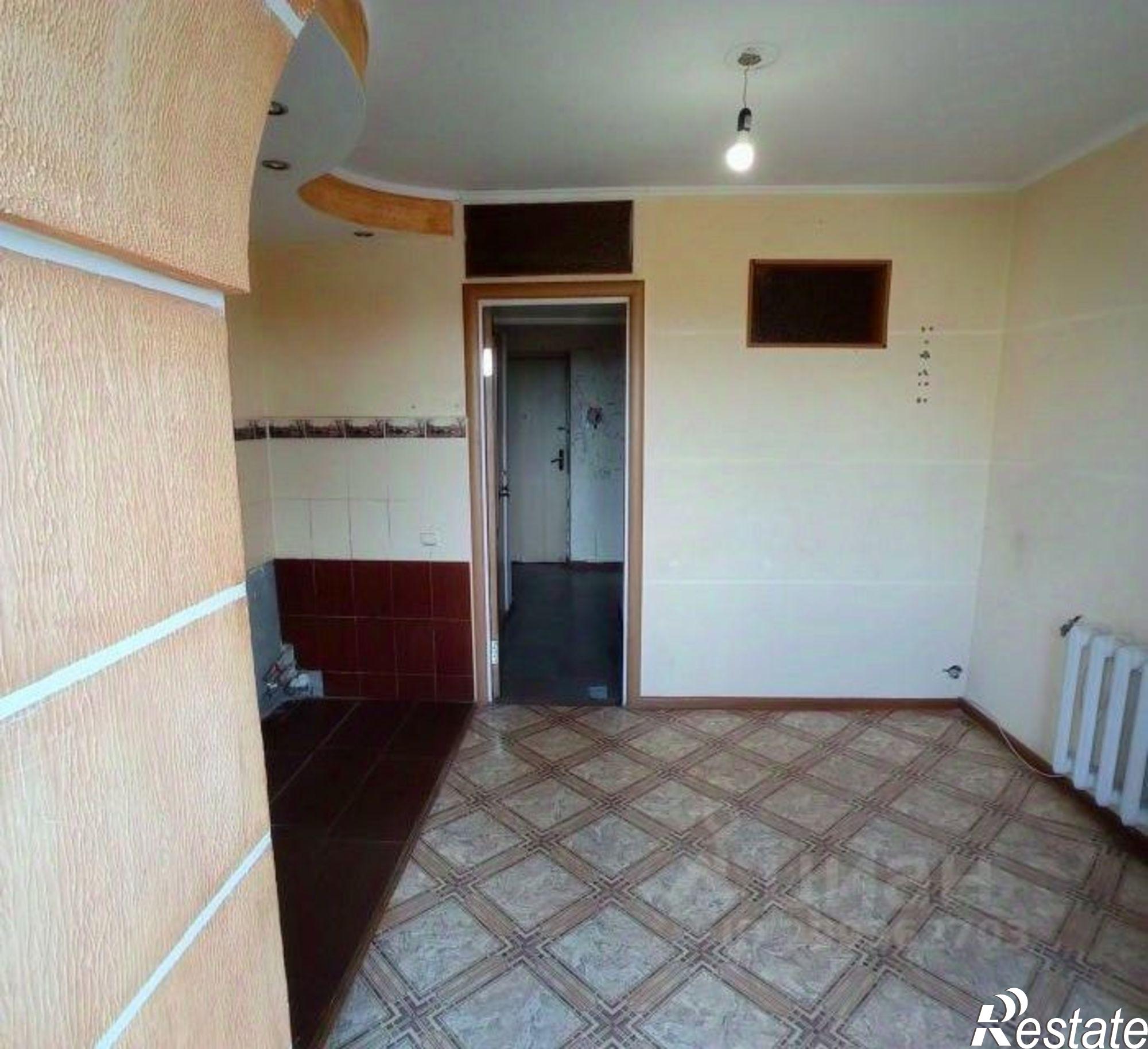 Купить квартиру за 7 000 000 рублей на Евпатория г., Победы пр-кт., 30