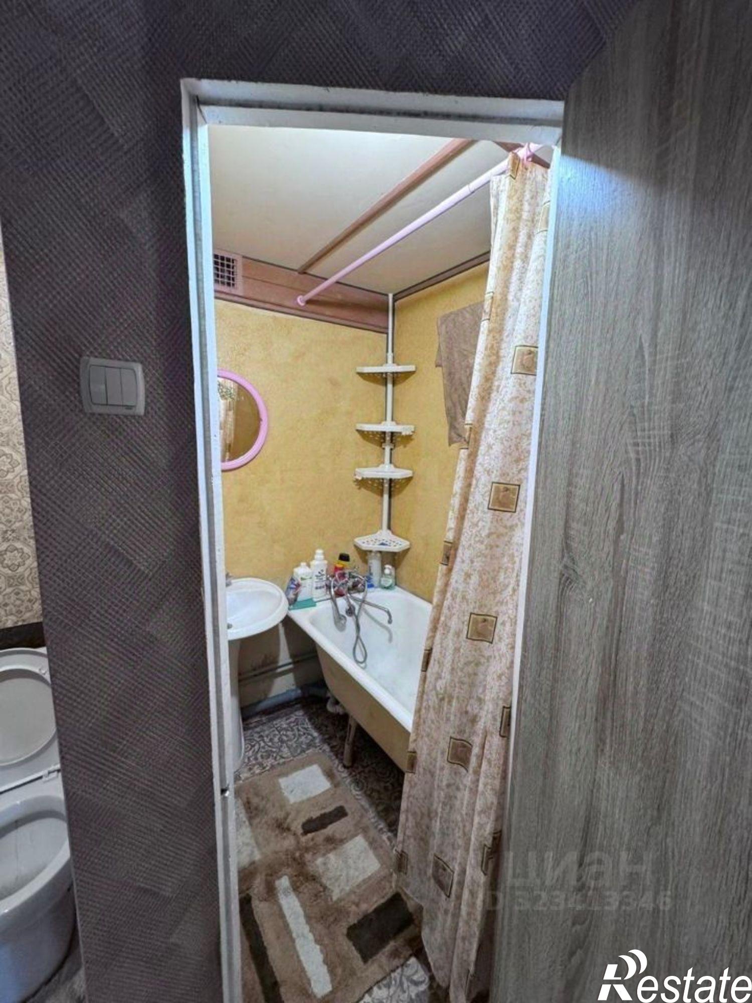 Купить квартиру за 6 500 000 рублей на Евпатория, Советский пр.,  5