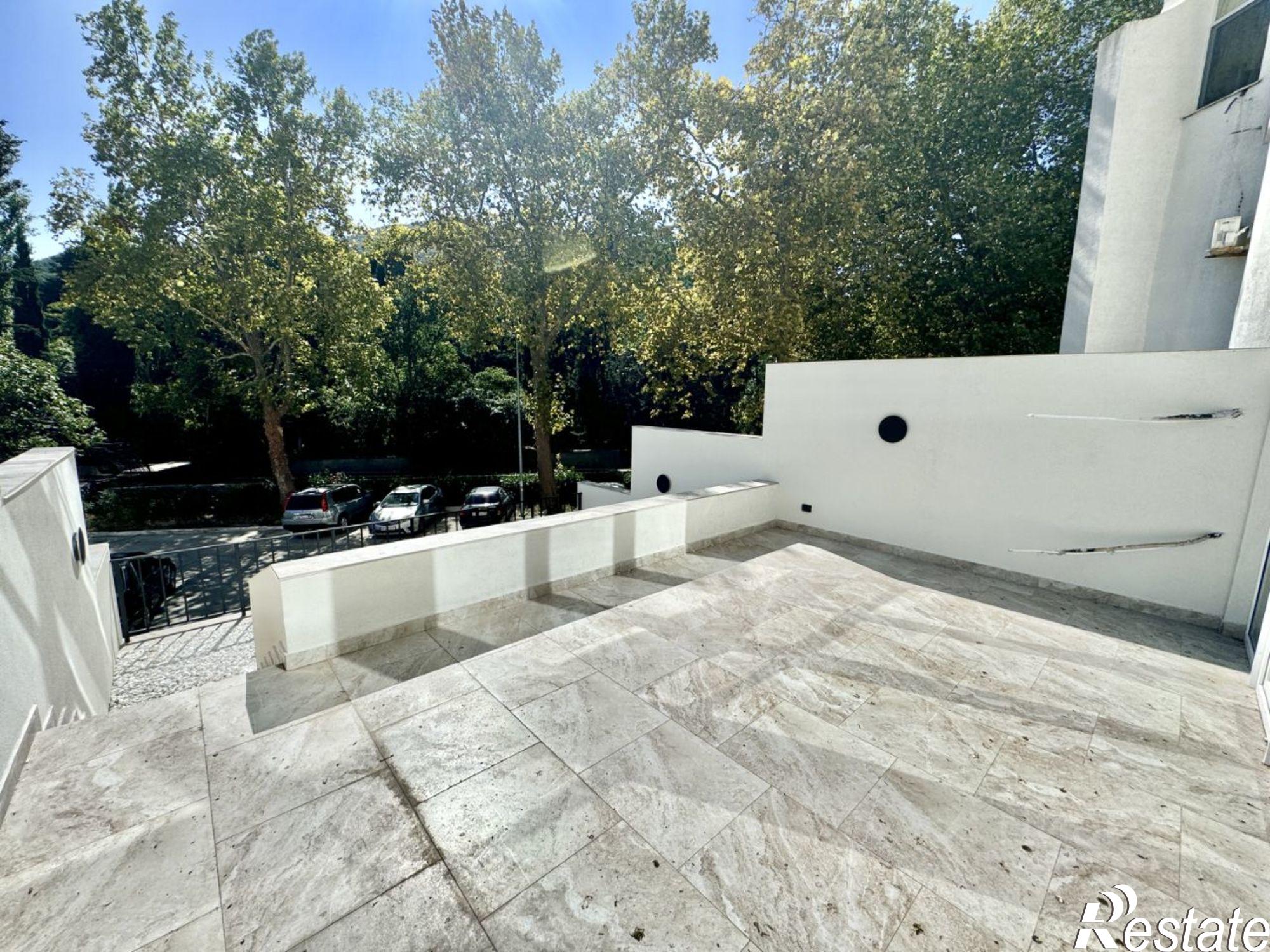 Купить квартиру за 24 440 000 рублей на муниципальный округ Алушта