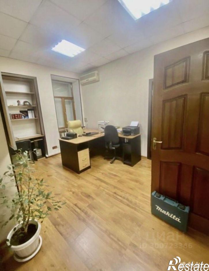 3-комн квартира ул Алексея Мокроусова, 6,  д. 6