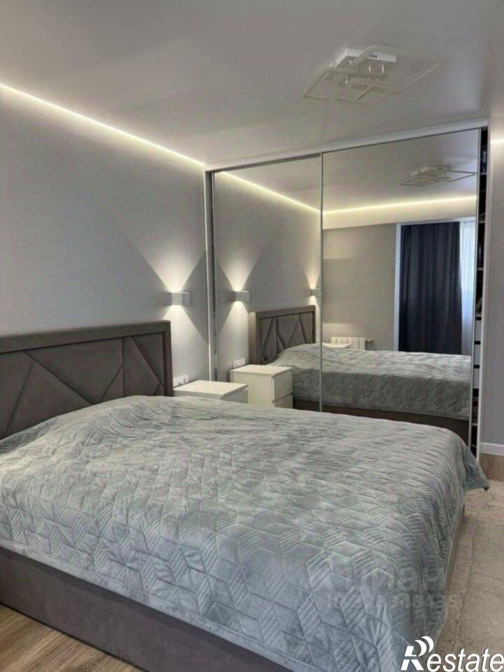 2-комн квартира улица Героев Бреста, 27,  д. 27