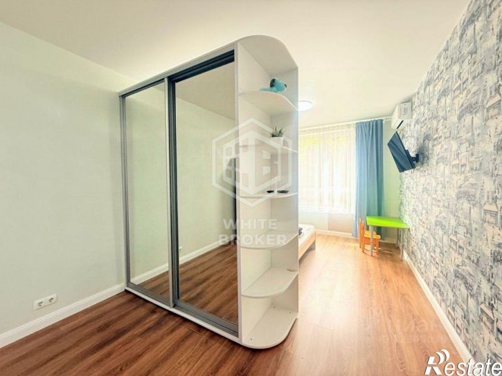 2-комн квартира Ялта г., Блюхера ул., д.19, к.2