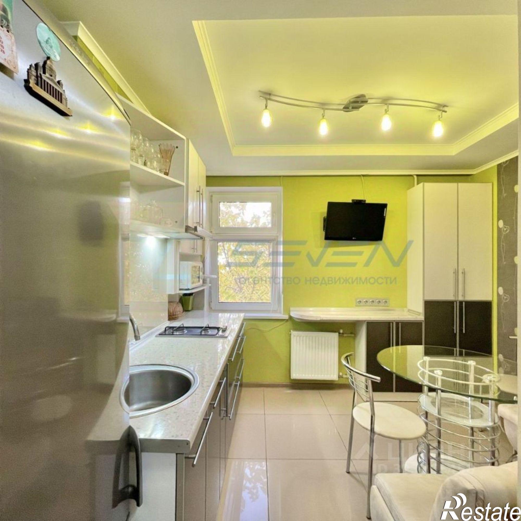 Купить квартиру за 8 300 000 рублей на улица Колобова, 18/5