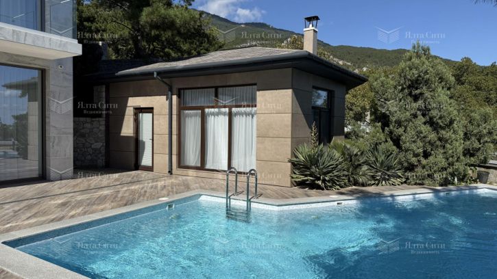 Коттедж/дом Авроры ул., 5е