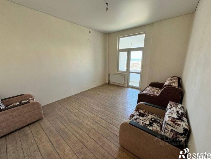 2-комн квартира улица Авиаторов, 14,  д. 14