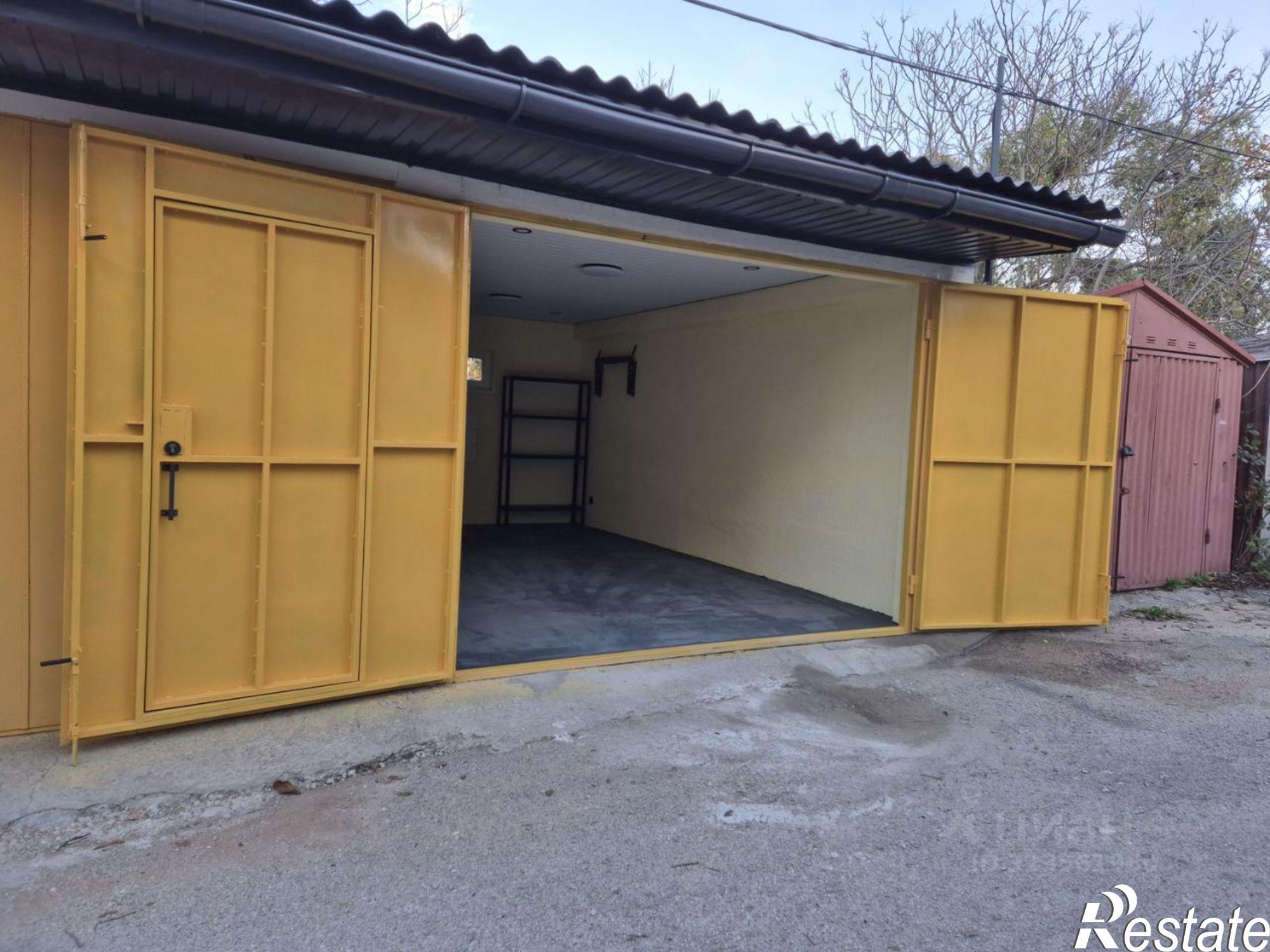 Купить гараж, место в паркинге за 1 200 000 рублей на Редутный переулок, 46