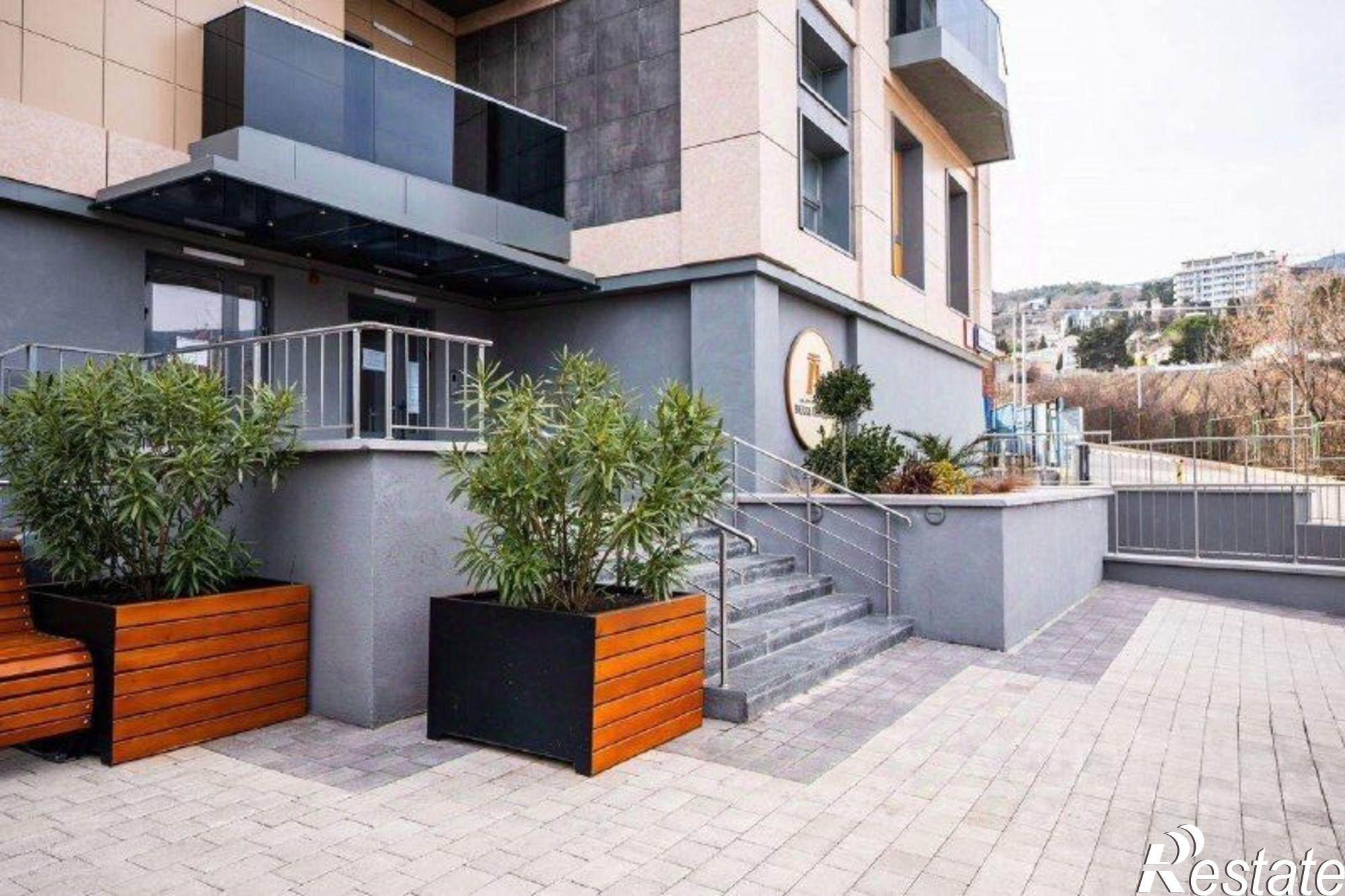 Купить квартиру за 12 500 000 рублей на Виноградная улица, 24А