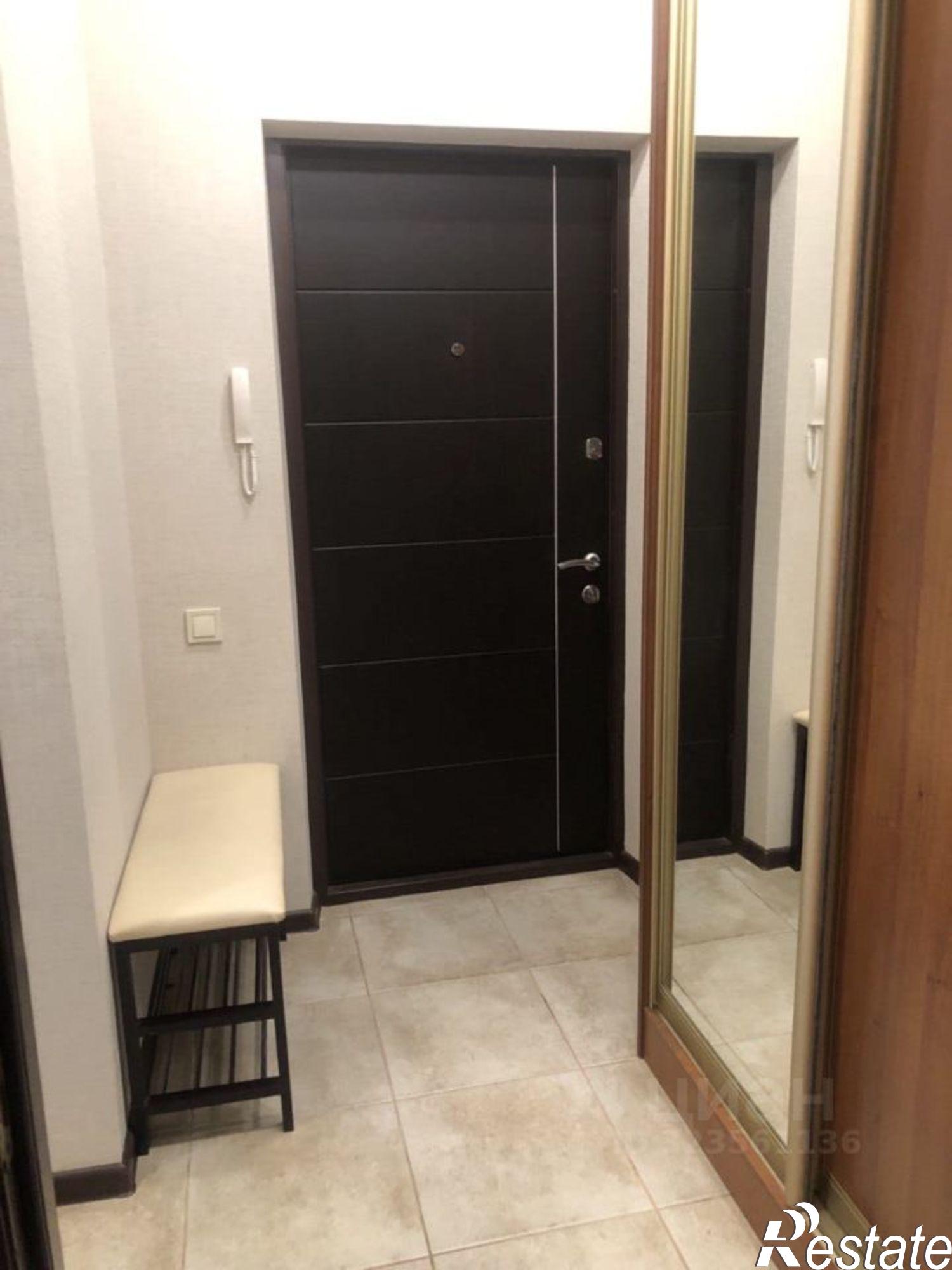 Сдать квартиру за 30 000 рублей на улица Челнокова, 12/1