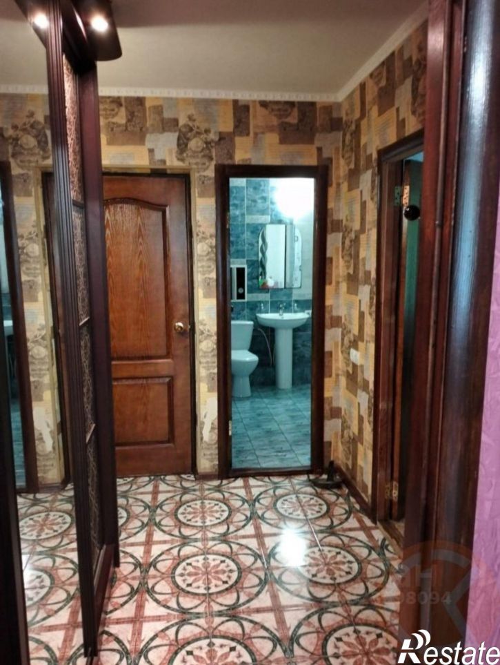 3-комн квартира ул Иванищева, 19,  д. 19