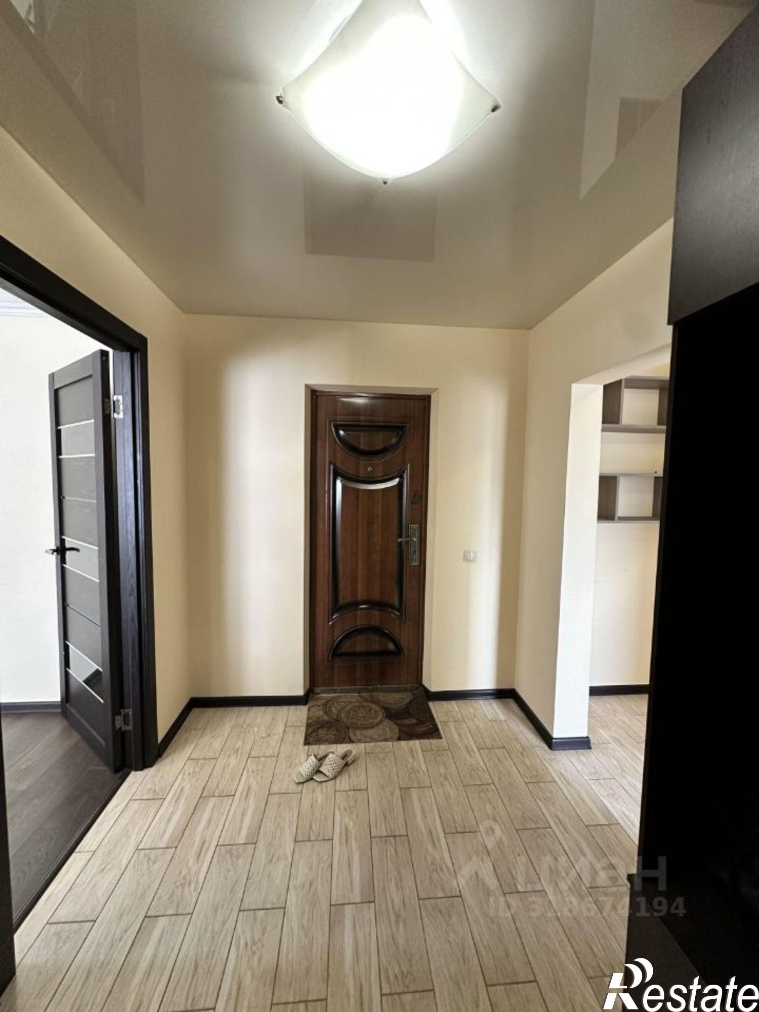 Купить квартиру за 9 300 000 рублей на улица Хрусталёва, 181