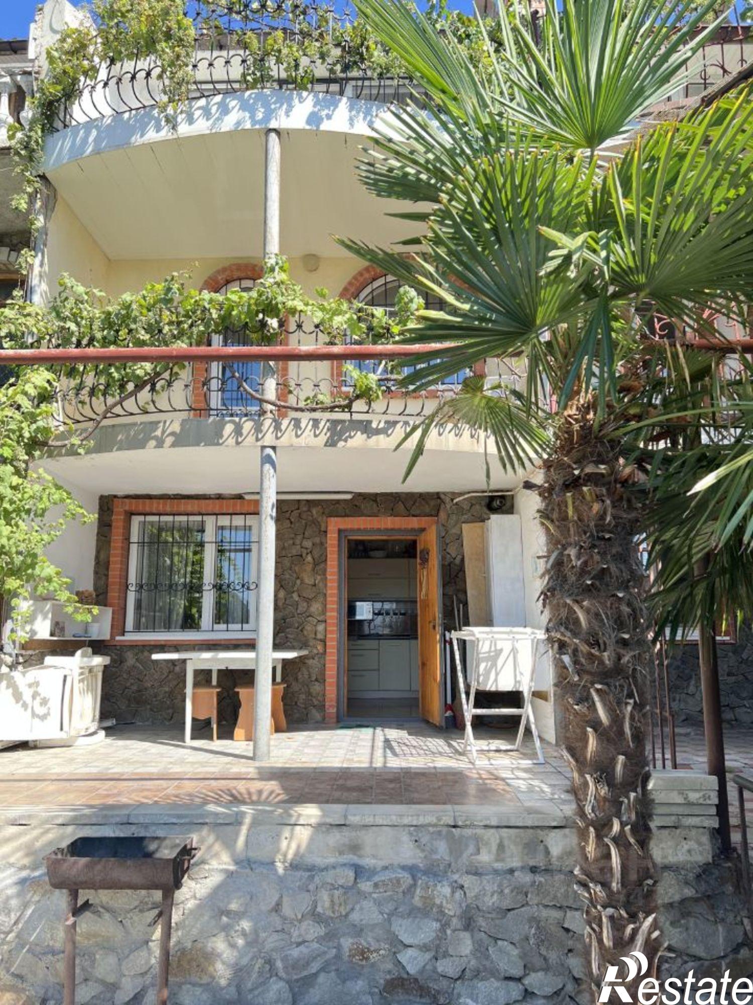 Сдать дачу, дом, коттедж за 60 000 рублей на муниципальный округ Алушта