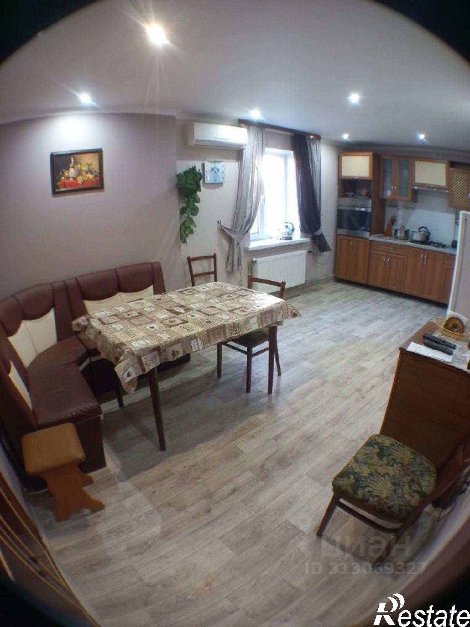 Сдать дачу, дом, коттедж за 20 000 рублей на Сакский район