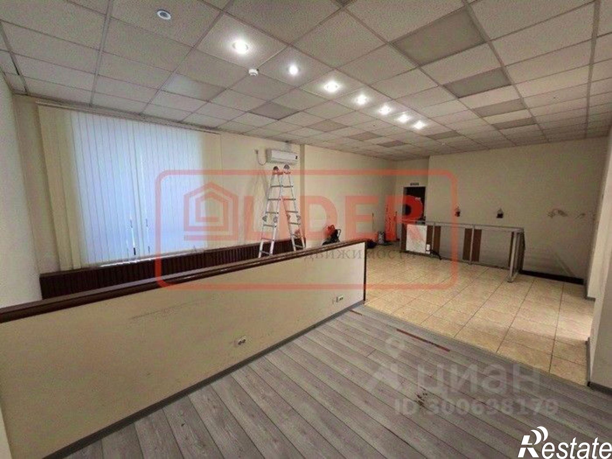 Сдать офис, помещение под офис за 200 000 рублей на улица Ленина, 70