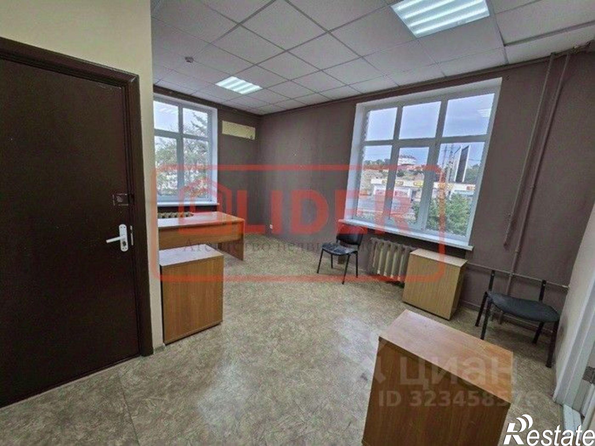 Сдать офис, помещение под офис за 14 459 рублей на Крым Респ, Севастополь, Пожарова улица, 26в