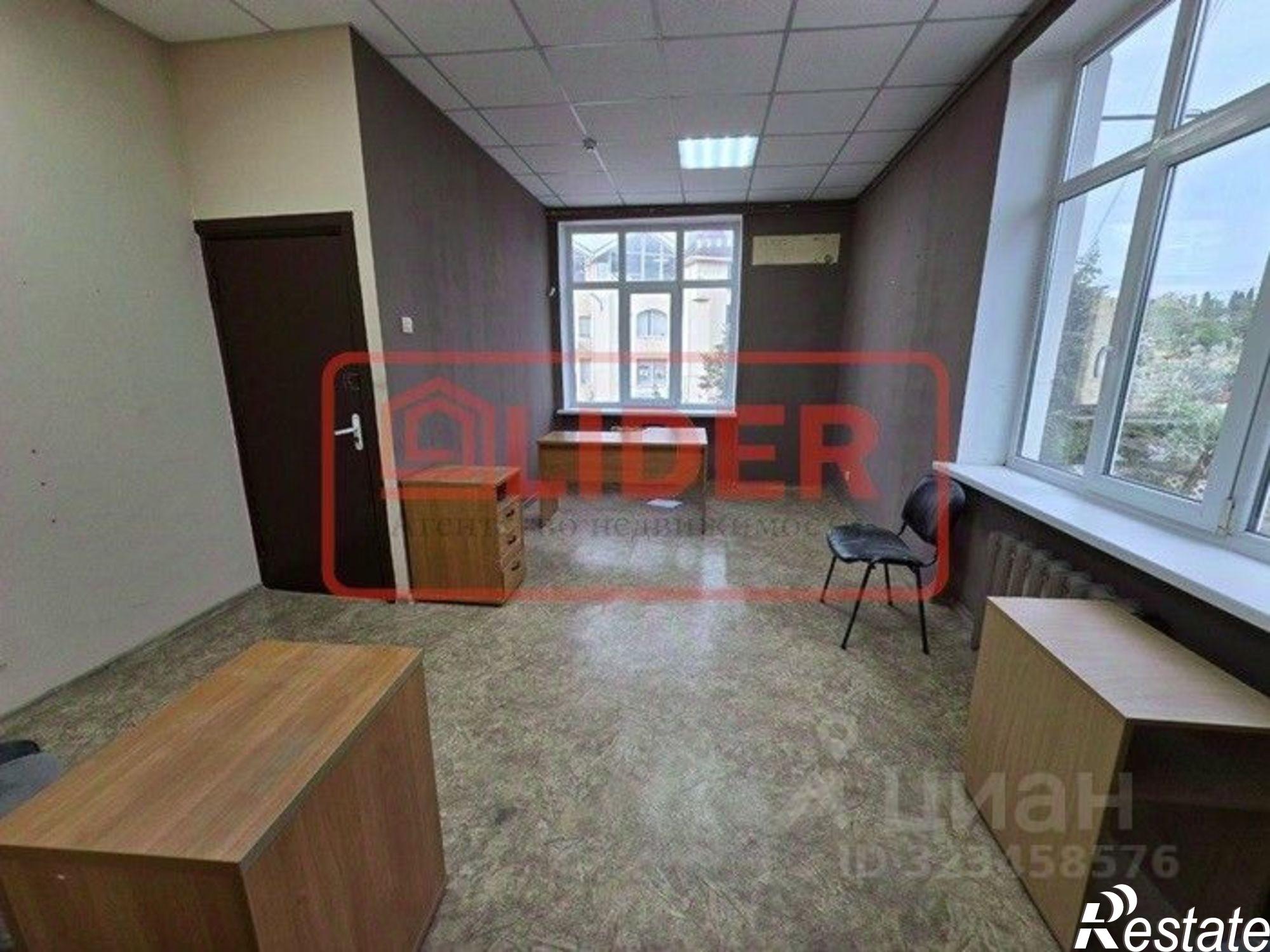 Сдать офис, помещение под офис за 14 459 рублей на Крым Респ, Севастополь, Пожарова улица, 26в