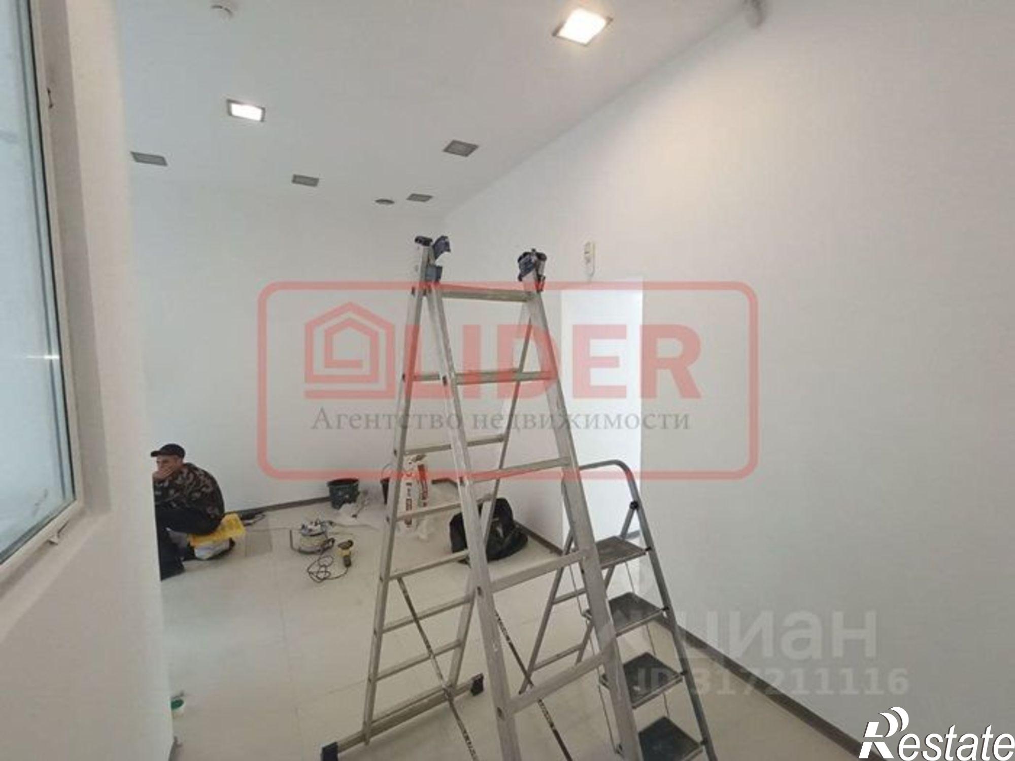 Сдать офис, помещение под офис за 34 918 рублей на Крым Респ, Севастополь, Большая Морская улица