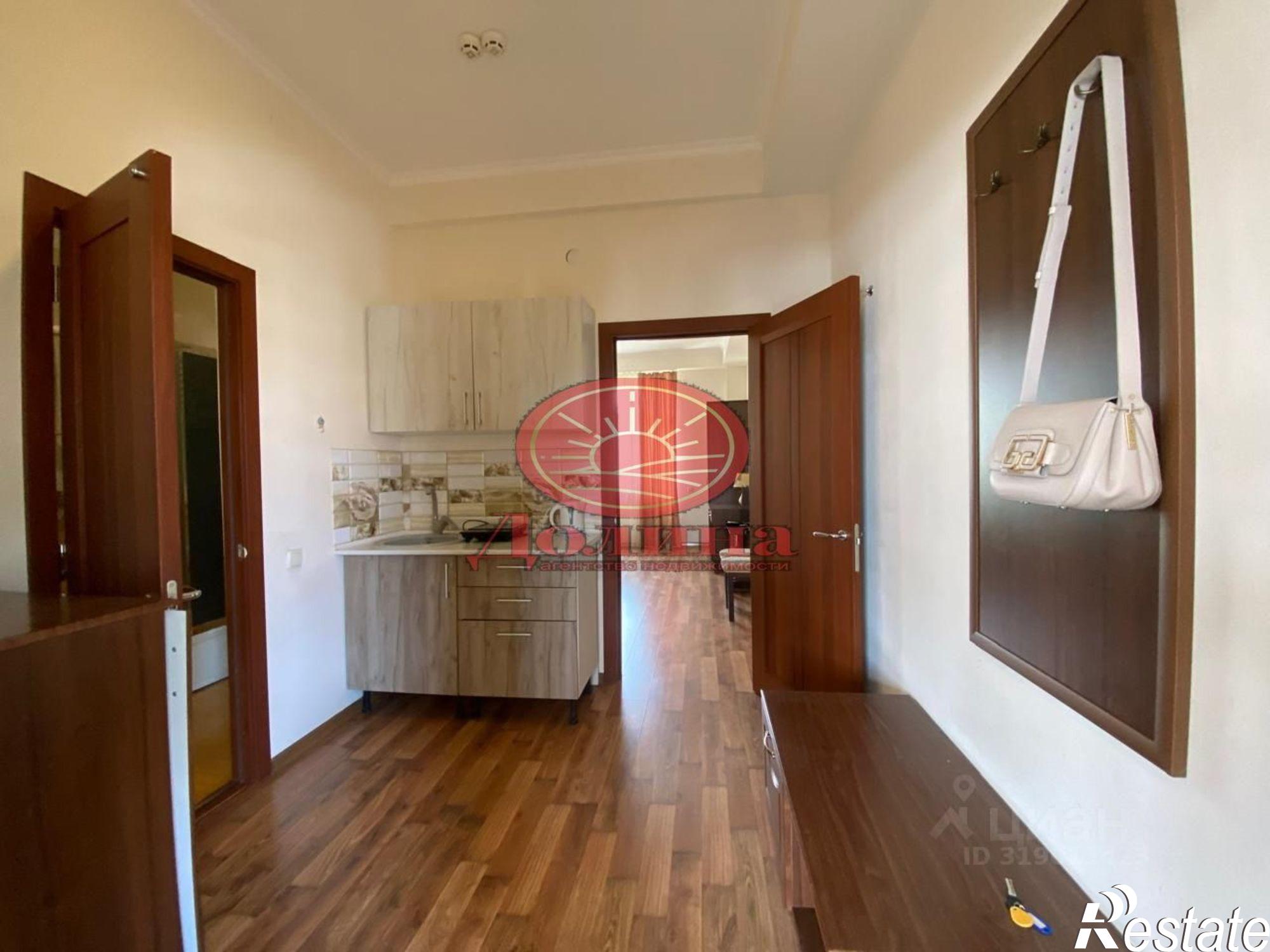 Купить квартиру за 9 500 000 рублей на Алушта, улица Багликова, 21