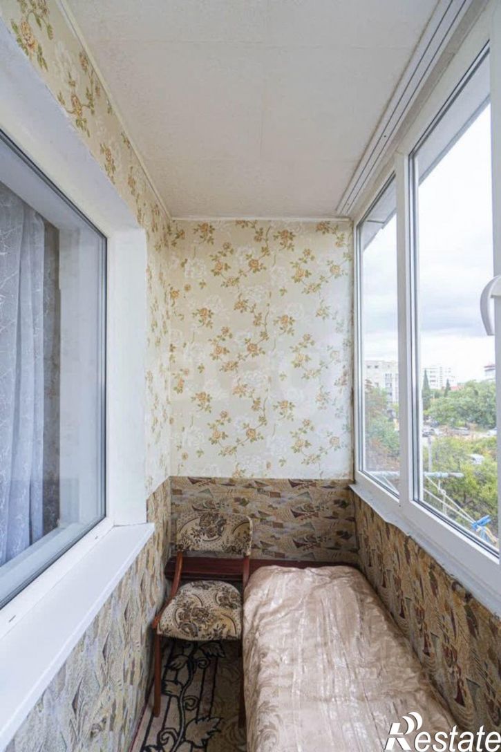 3-комн квартира Севастополь, Севастополь, улица Меньшикова, 17