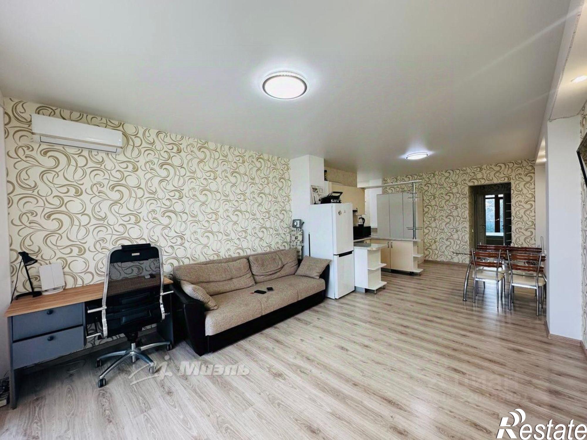 Купить квартиру за 10 500 000 рублей на Рубежный проезд, 28