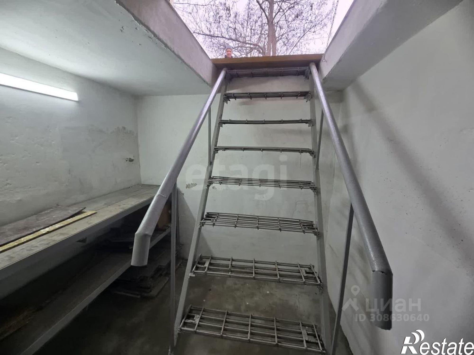 Купить гараж, место в паркинге за 2 500 040 рублей на ул Гайнутдинова, 2