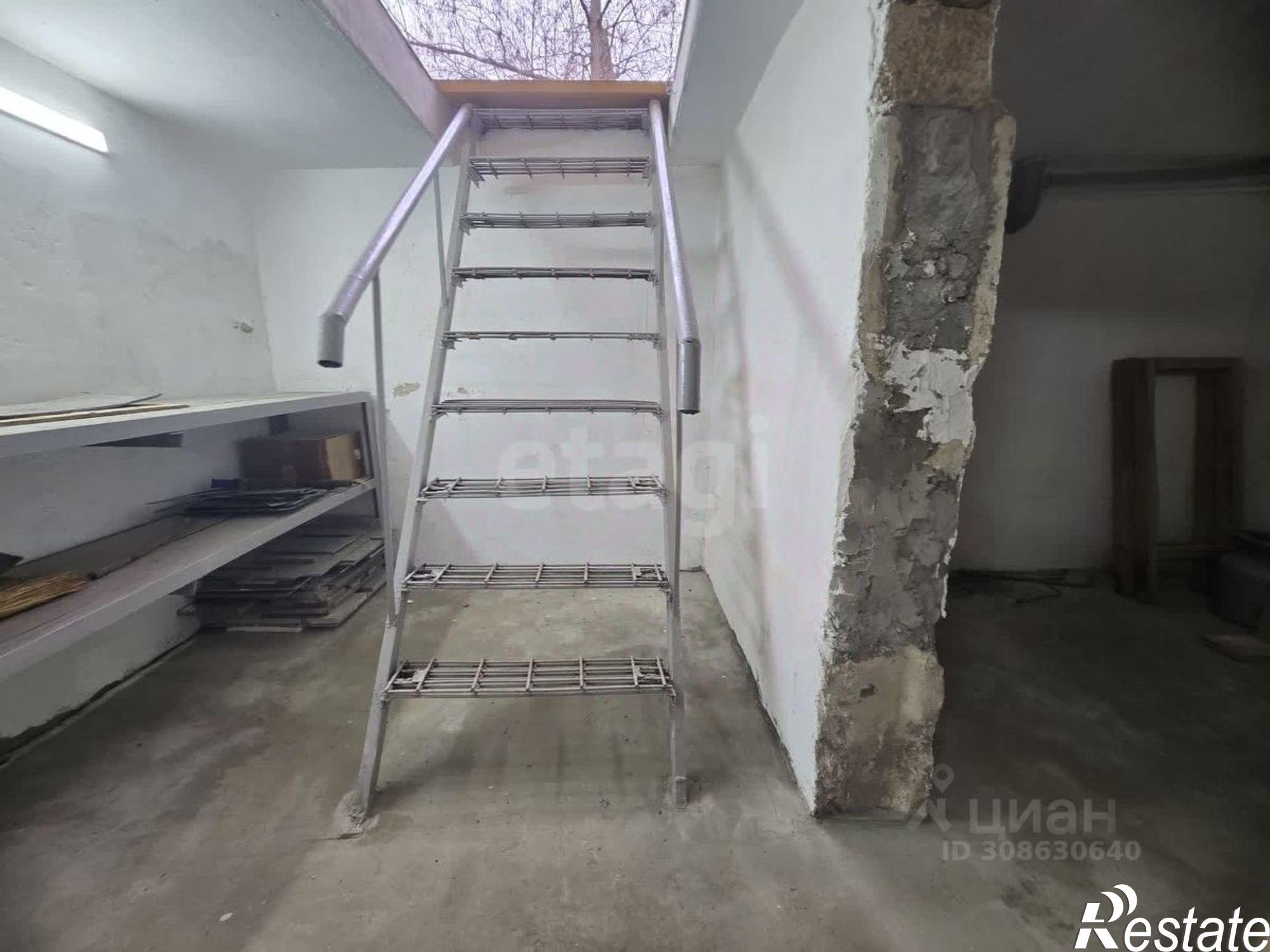 Купить гараж, место в паркинге за 2 500 040 рублей на ул Гайнутдинова, 2