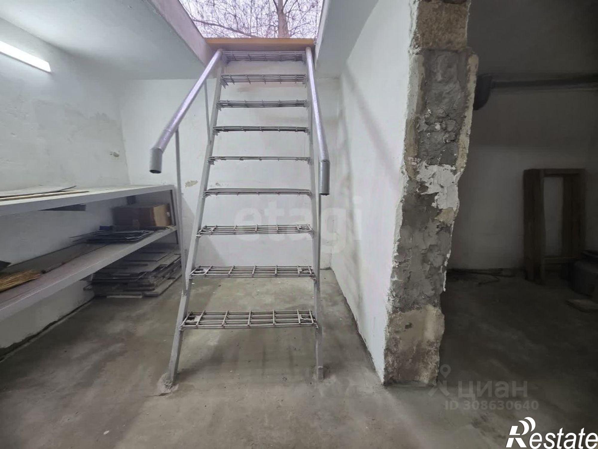 Купить гараж, место в паркинге за 2 500 040 рублей на ул Гайнутдинова, 2