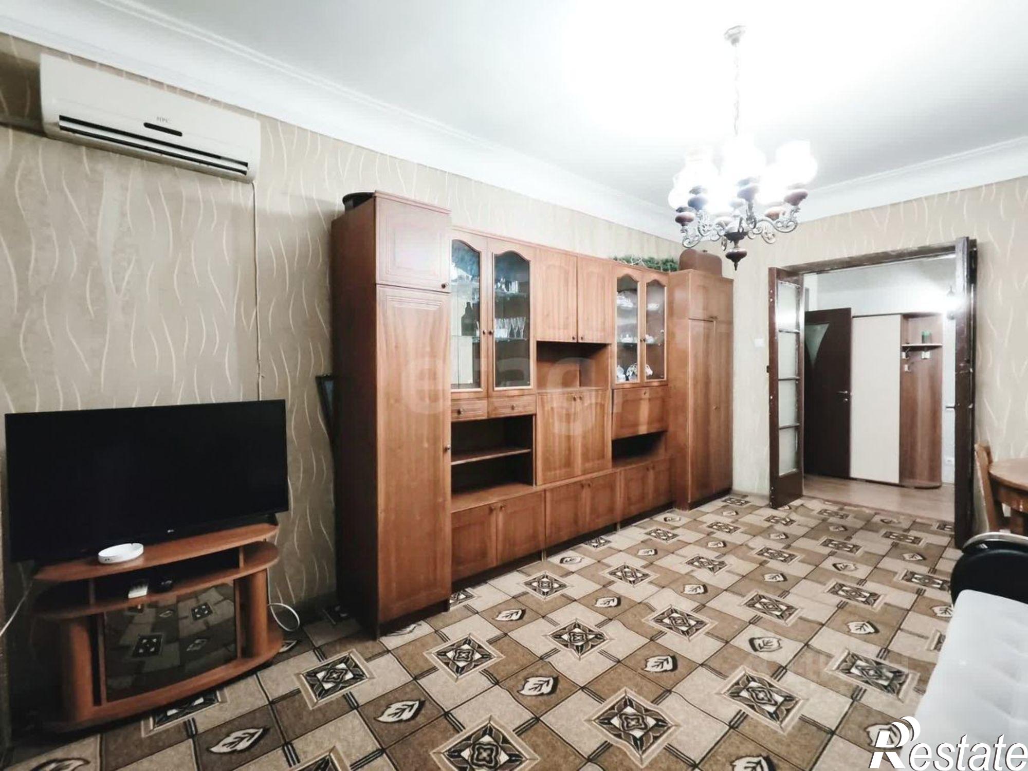 Купить квартиру за 14 000 000 рублей на Новороссийская улица, 70