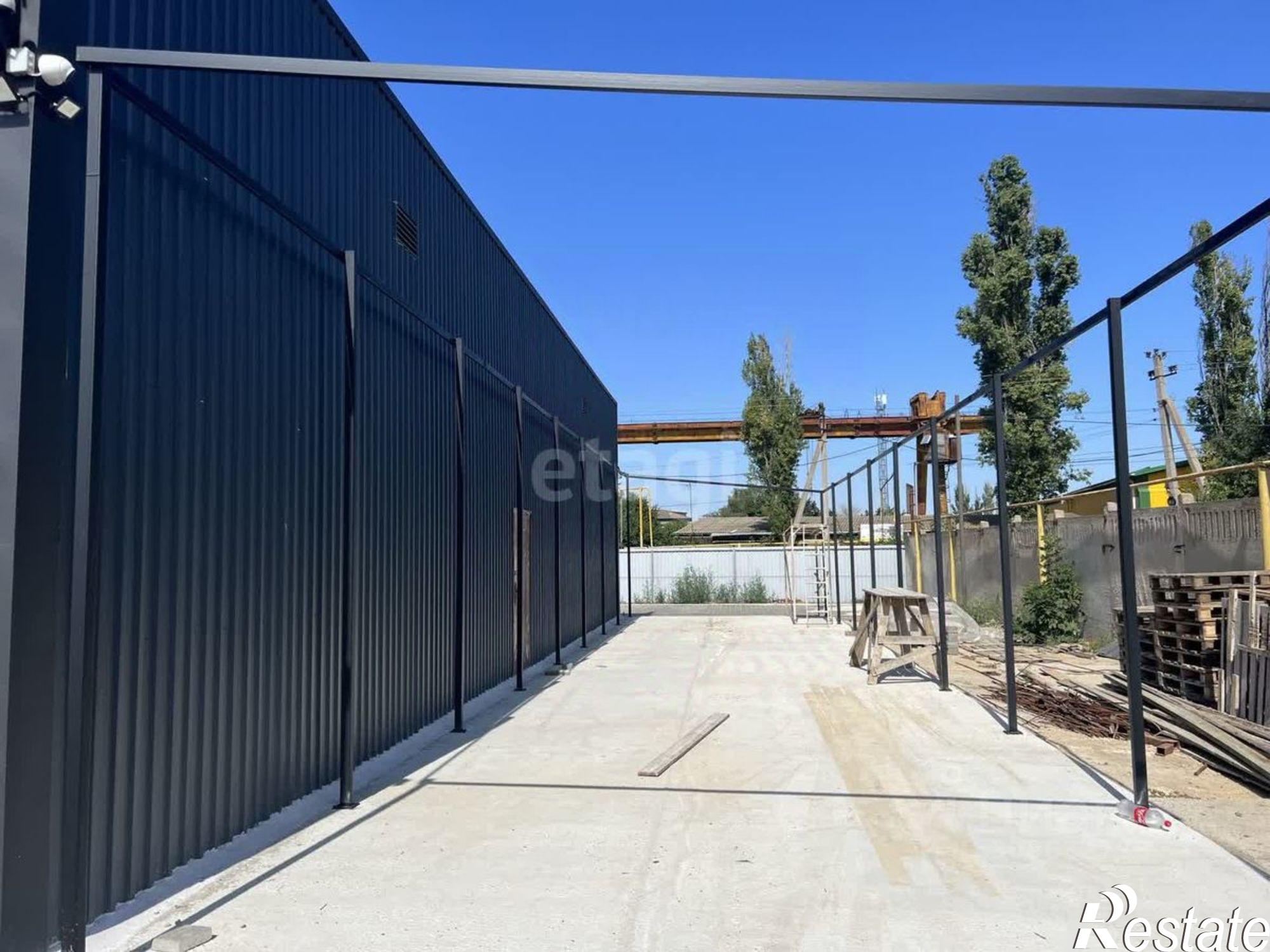 Купить складское помещение за 35 000 000 рублей на ул Промышленная, 9