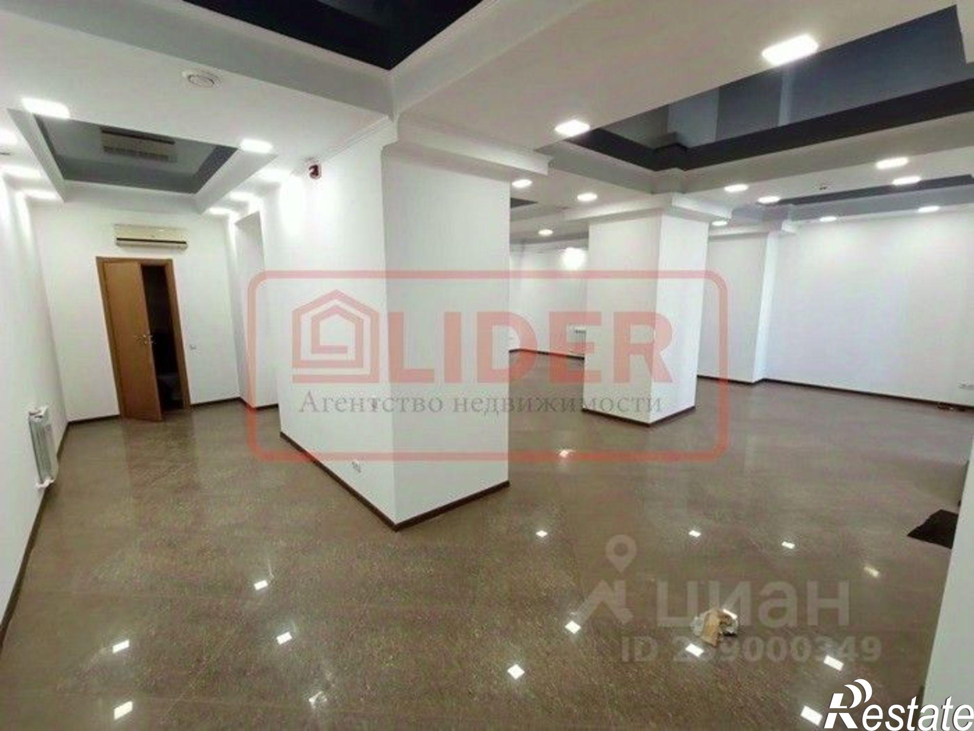 Сдать торговое помещение за 139 004 рублей на улица Адмирала Октябрьского