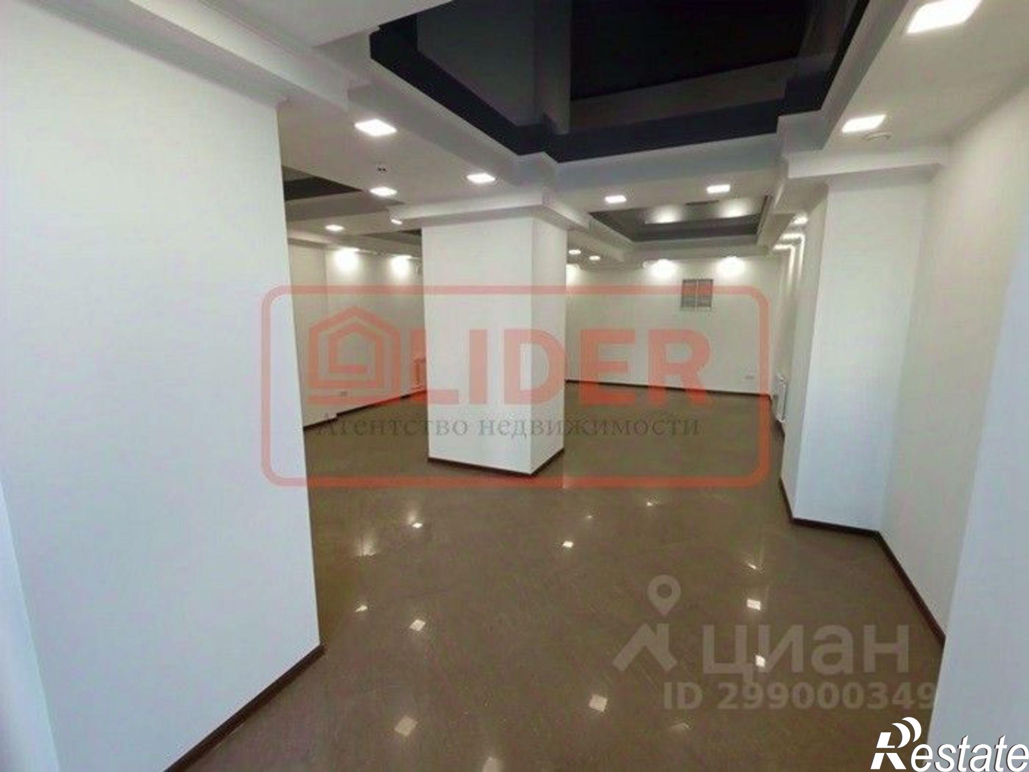 Сдать торговое помещение за 139 004 рублей на улица Адмирала Октябрьского