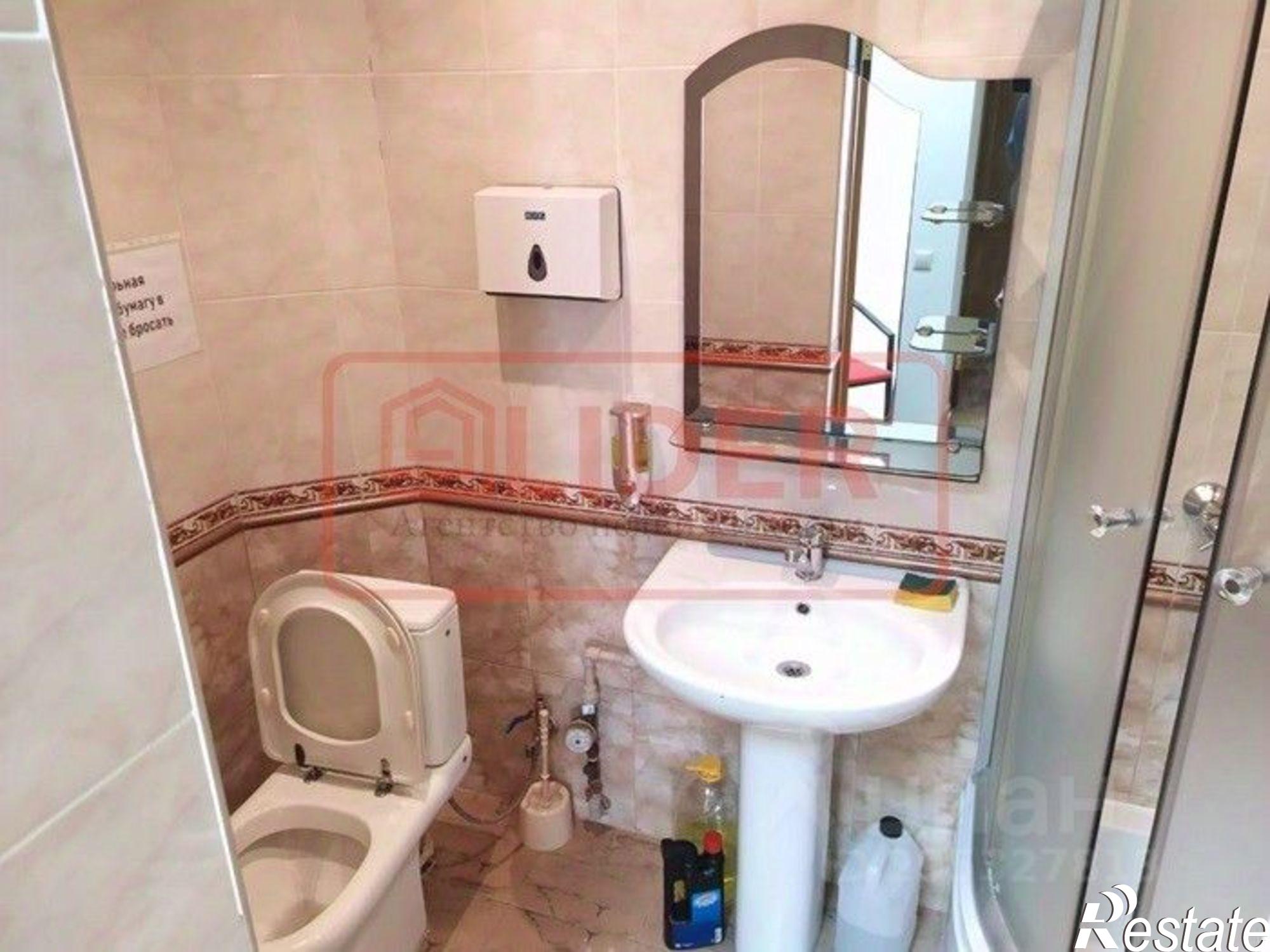 Сдать офис, помещение под офис за 100 004 рублей на Крым Респ, Севастополь, Большая Морская улица