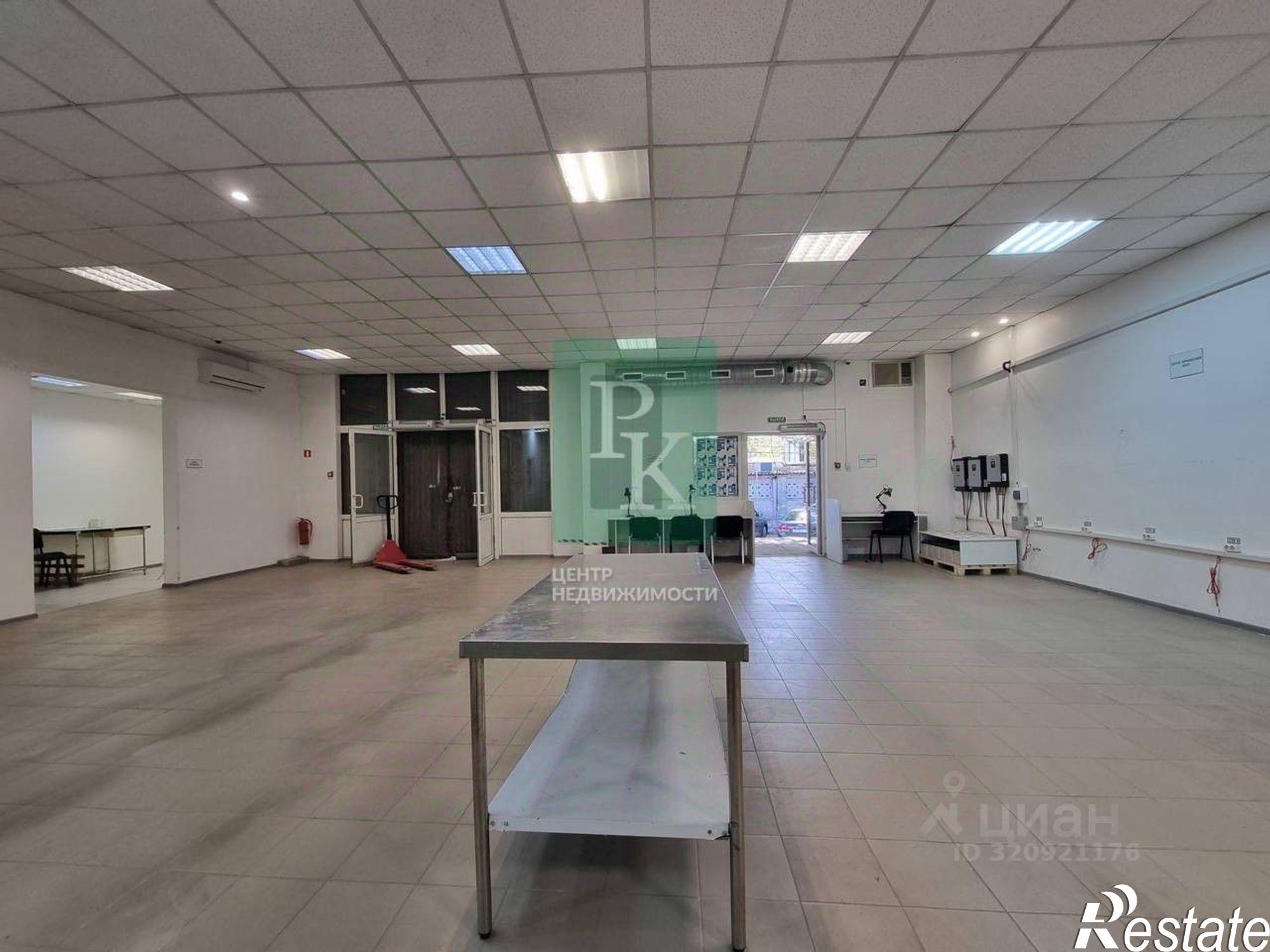 Сдать складское помещение за 249 208 рублей на улица Соловьева, д 10