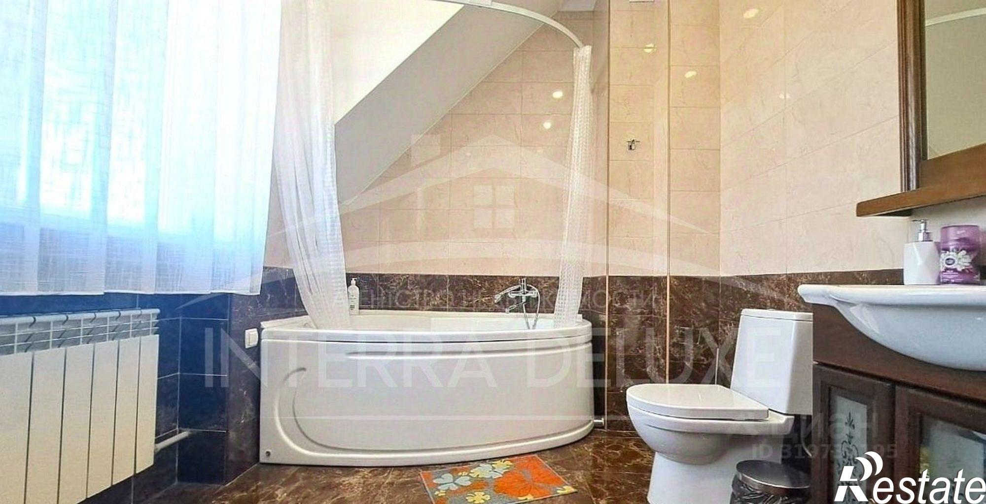 Сдать дачу, дом, коттедж за 120 000 рублей на улица Ковпака, 42