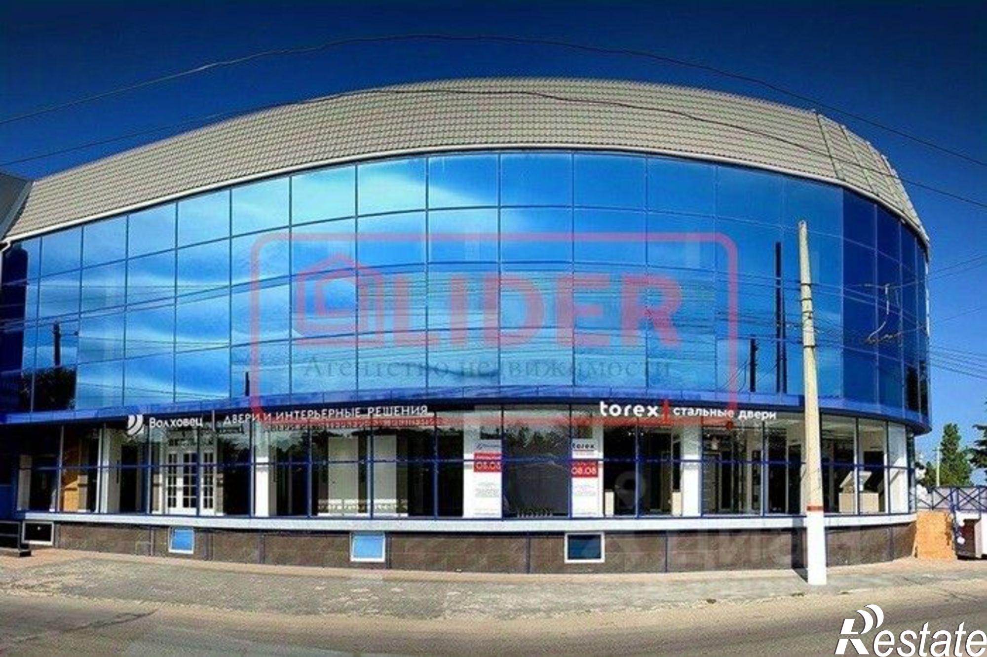 Сдать торговое помещение за 200 000 рублей на улица Льва Толстого, 64