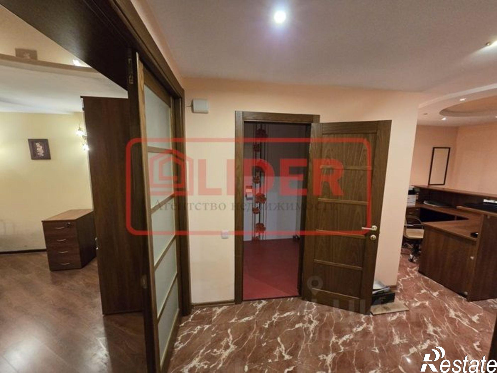 Сдать офис, помещение под офис за 50 000 рублей на улица Льва Толстого, 29