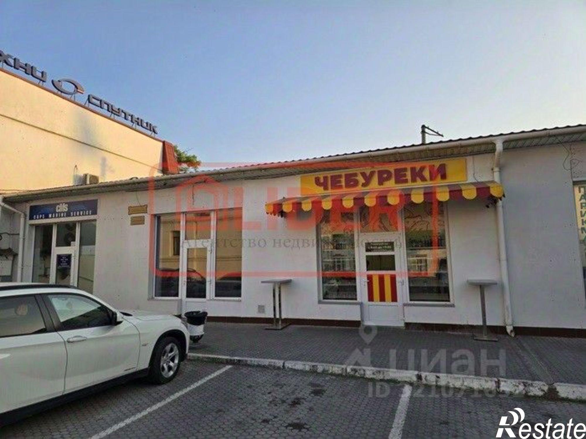 Сдать торговое помещение за 62 500 рублей на Крым Респ, Севастополь, Восставших улица, 4