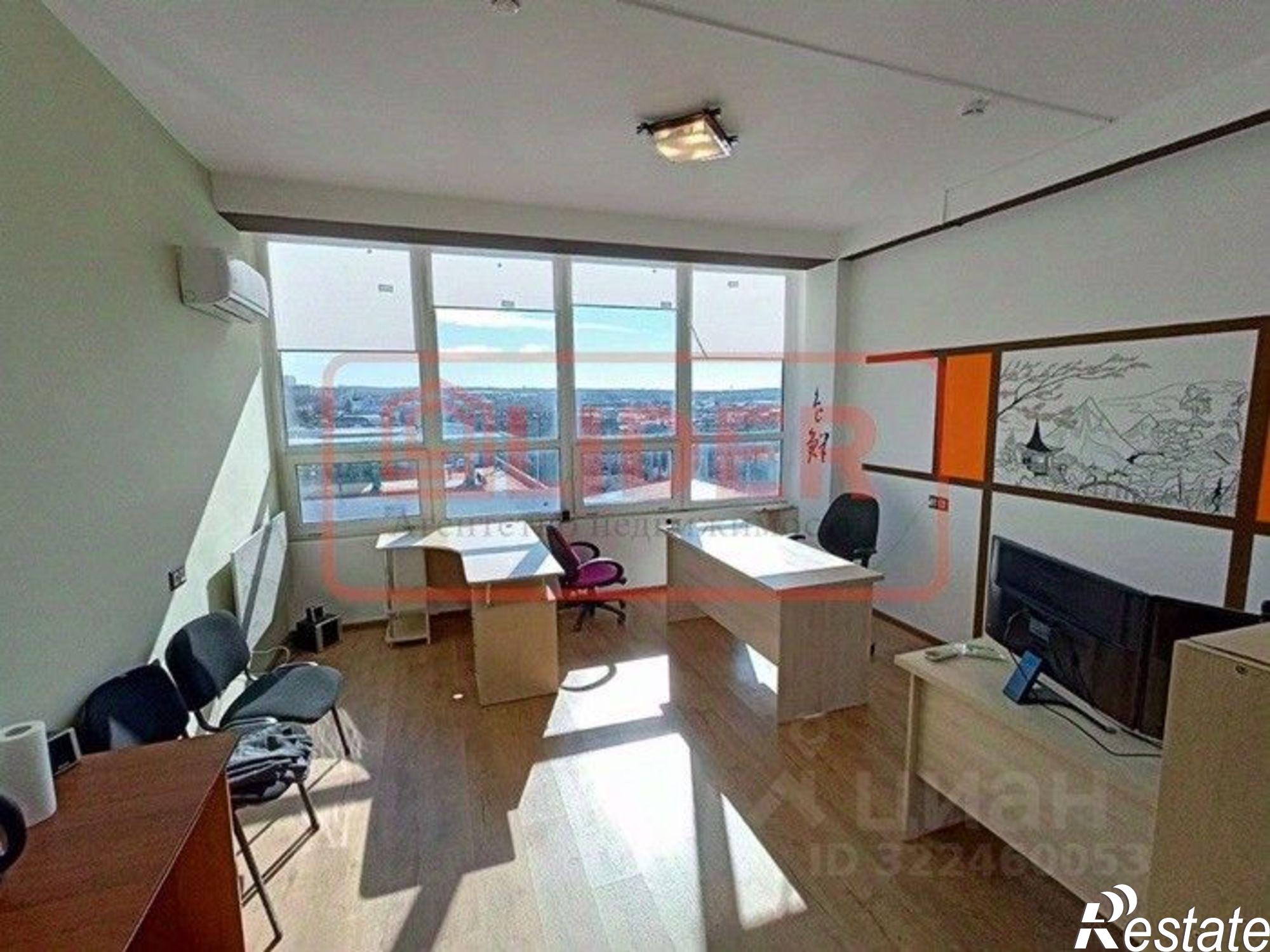 Сдать офис, помещение под офис за 26 424 рублей на Крым Респ, Севастополь, Хрусталева улица, 74а