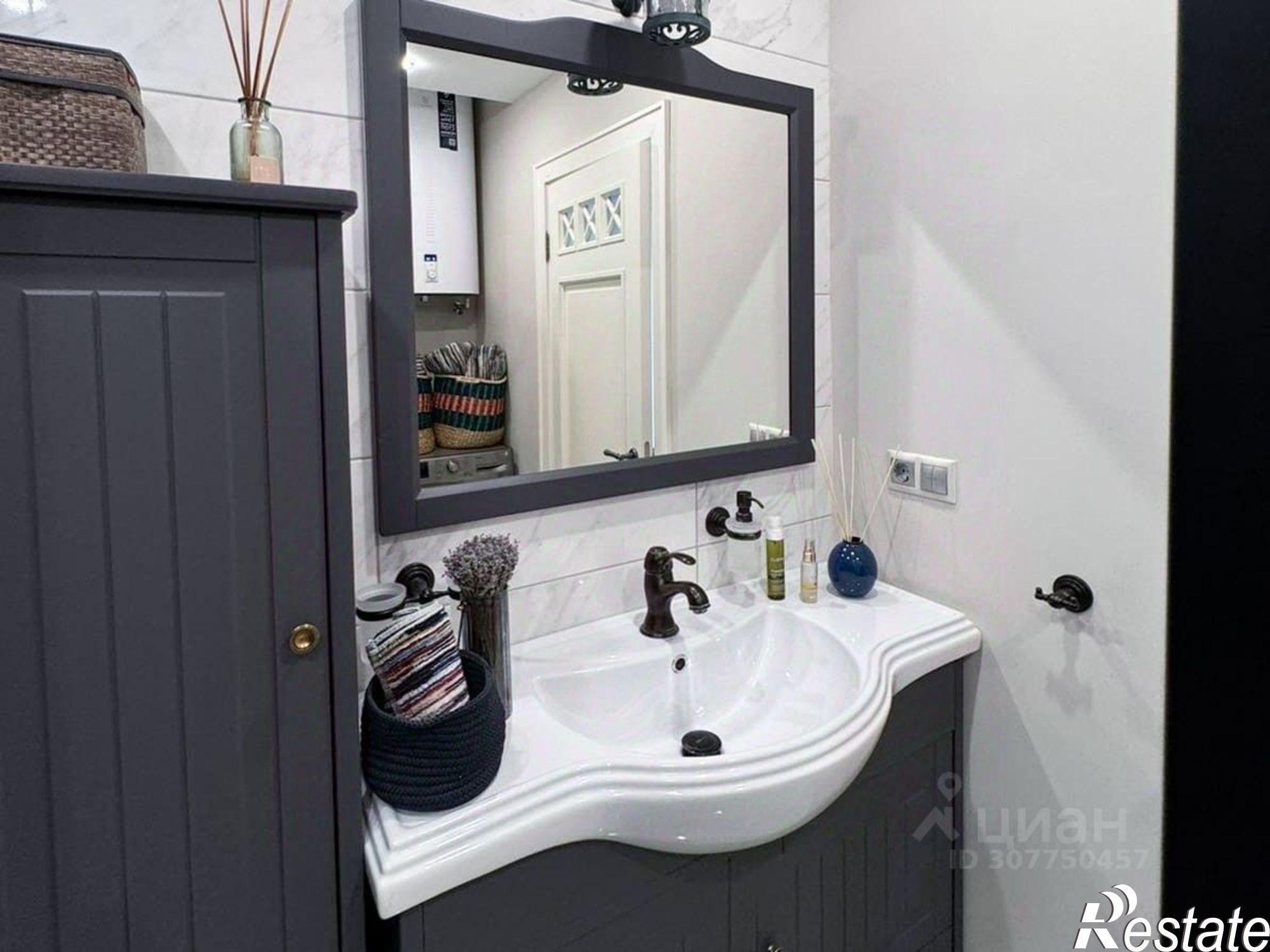 Купить квартиру за 18 000 000 рублей на Алушта муниципальный округ